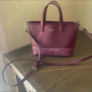 KATE SPADE BURGUNDY GLITTER CROSSBODY
